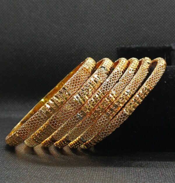 Plain golden bangle